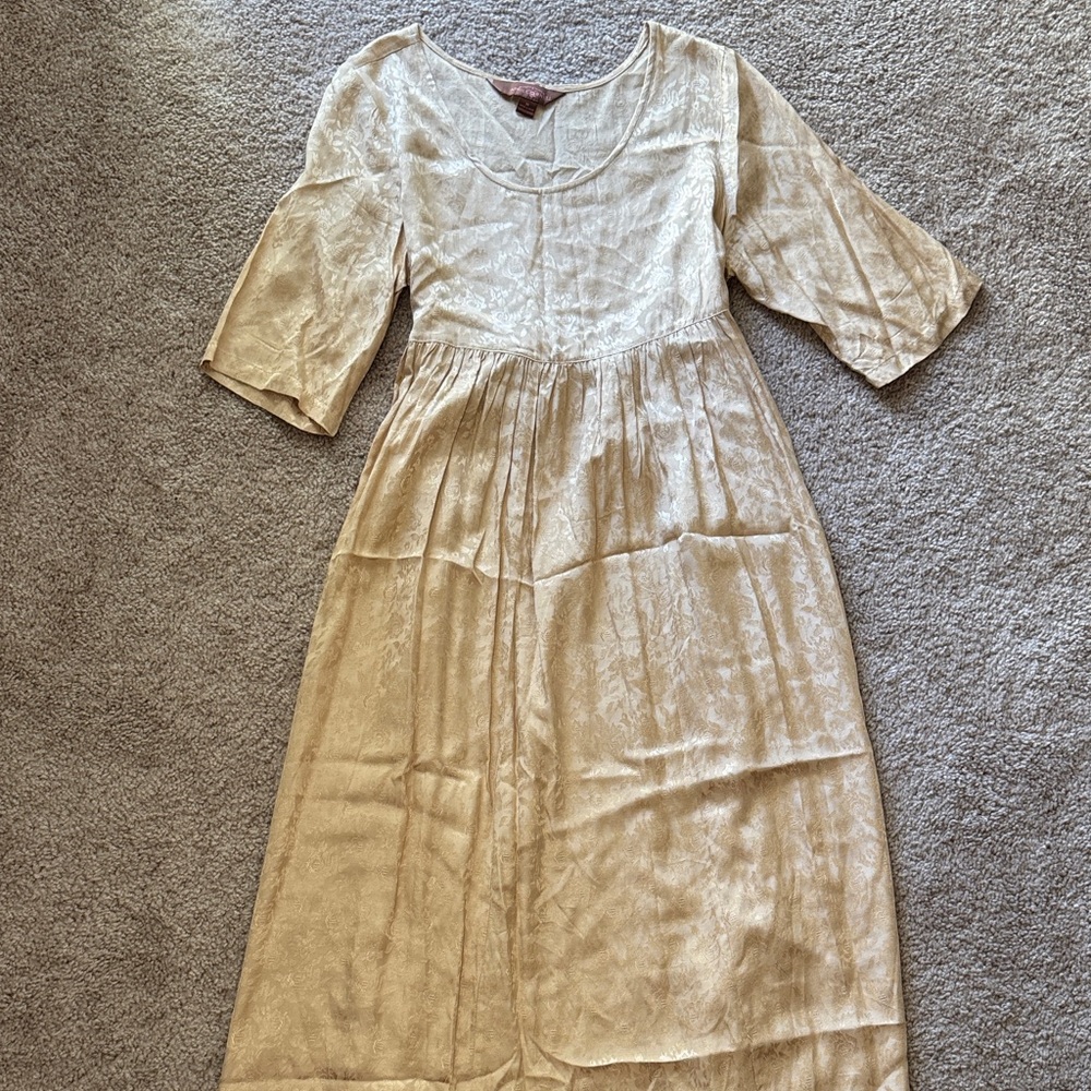 April Cornell Elegant Tan Long Sleeve Dress